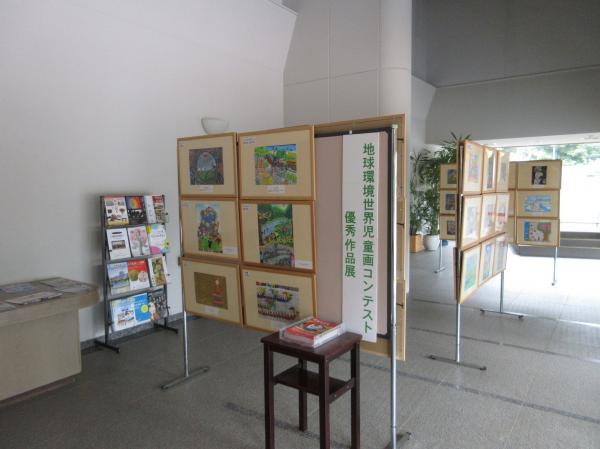 世界児童画　展示風景